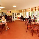 Lazenska Lecebna Manes Hotel