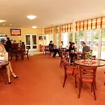 Lazenska Lecebna Manes Hotel