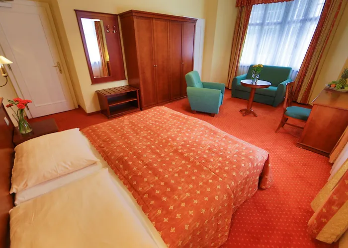 Lazenska Lecebna Manes Hotell Karlovy Vary