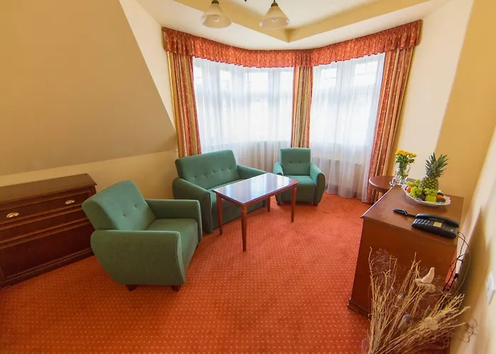 Lazenska Lecebna Manes Karlovy Vary