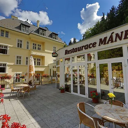 Lazenska Lecebna Manes Karlovy Vary